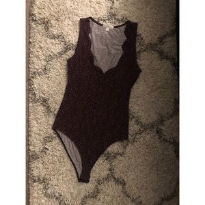 Scalloped floral print body suit